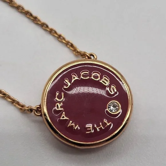 The Marc Jacobs Medallion Pendant Necklace Pink Red Rose Gold Tone - Picture 2 of 7